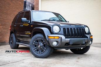 JEEP-CHEROKEE-MONSTER-XD-2-MATTE-BLACK